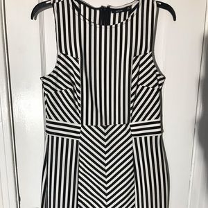 Black and white Apt 9 dress